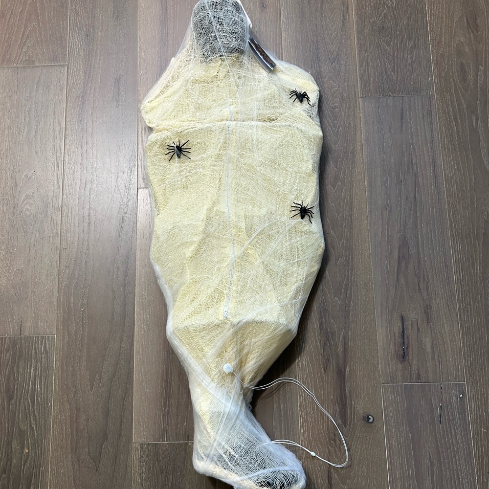 Forum novelties 2014 animated cocoon. 45 inches. NWT